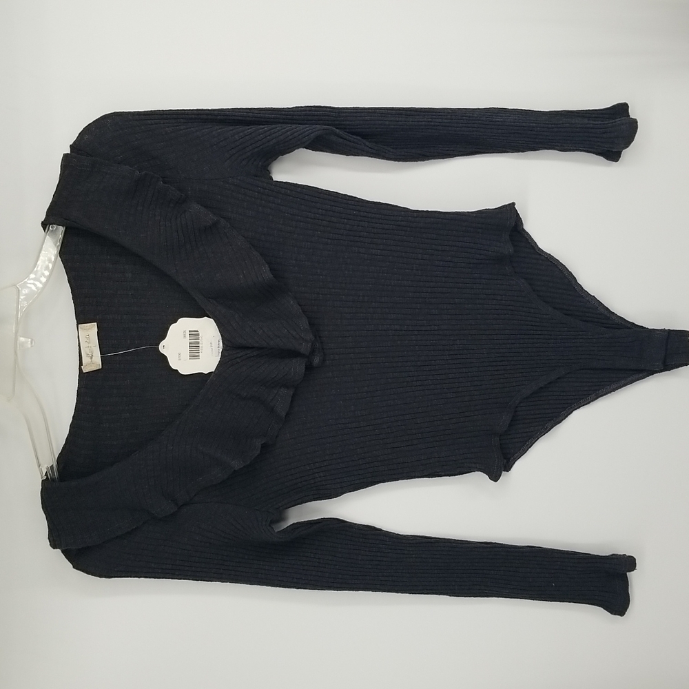 Altar'd State Gray Ribbed Knit Bodysuit w Vneck & Front Ruffle - Picture 3 of 4